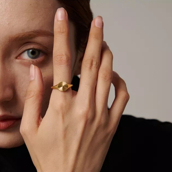 Gold/Rose Gold Rings - Picture 3 of 12